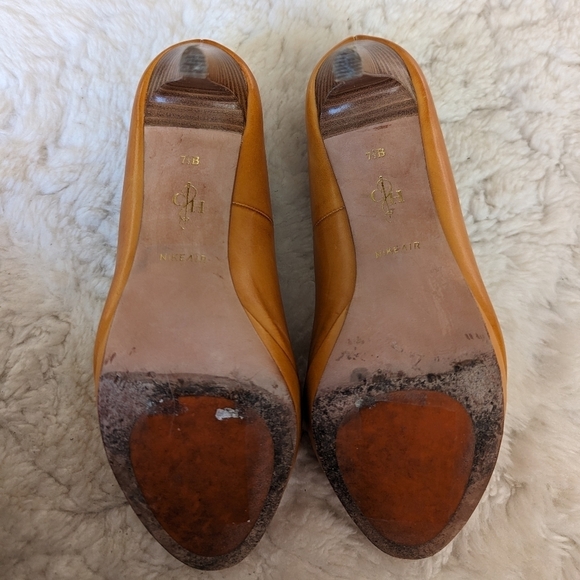 Cole Haan Nike air pumps heels 7.5 - Picture 3 of 7